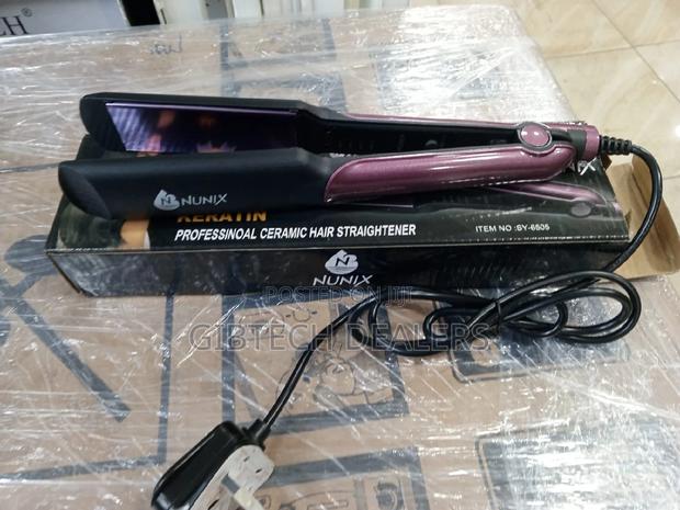 Flat Iron Hair Straightener Now Available - main view