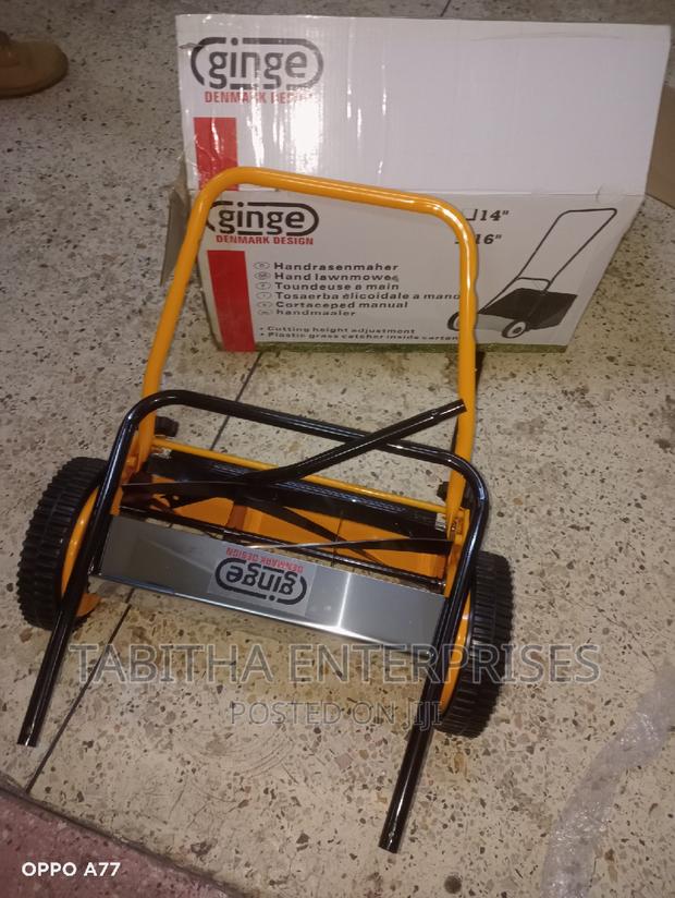 Manual Lawn Mower New - main view