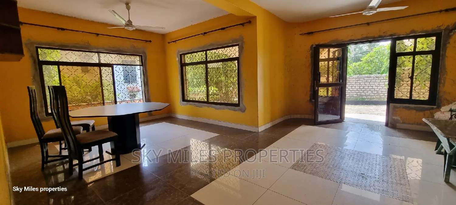 4bdrm House in Bahari Estate, Kipevu for sale