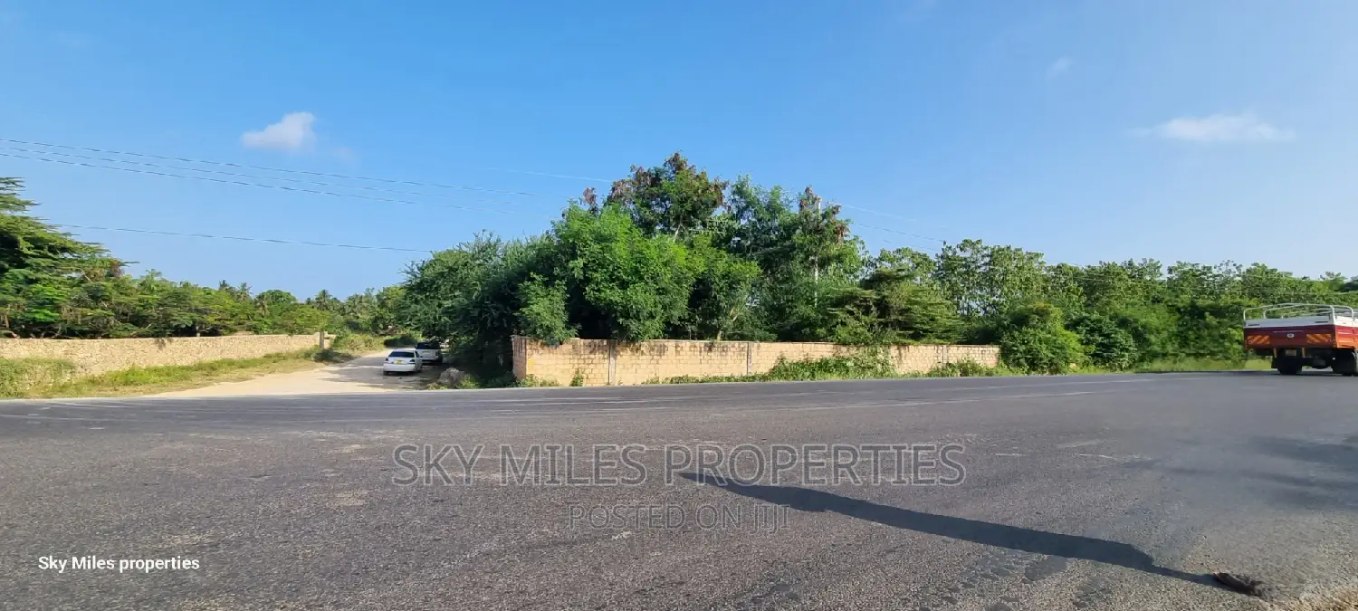 Vipingo,Mbsa-MLND Highway, One Acre Land on Sale
