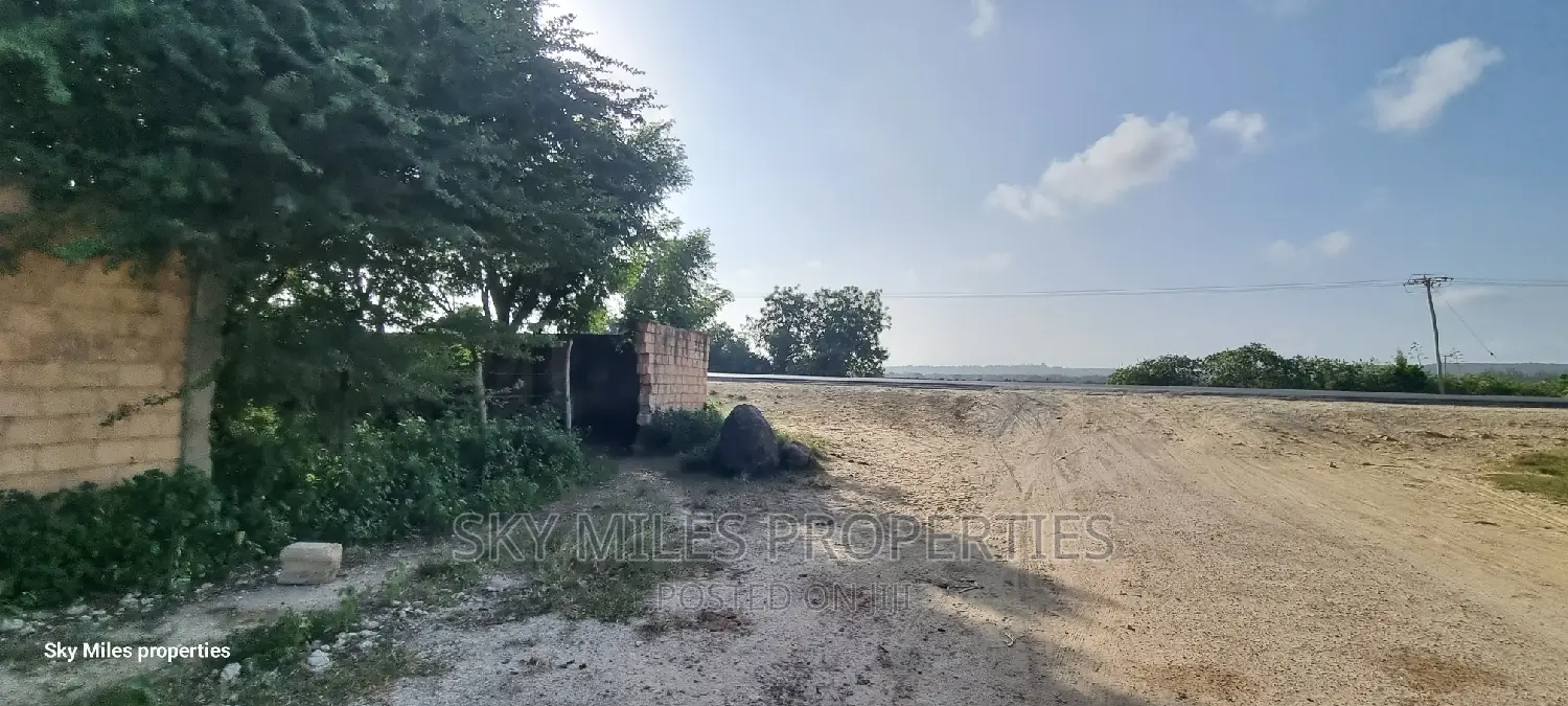 Vipingo,Mbsa-MLND Highway, One Acre Land on Sale
