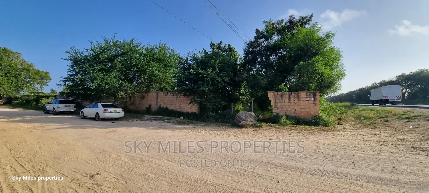 Vipingo,Mbsa-MLND Highway, One Acre Land on Sale