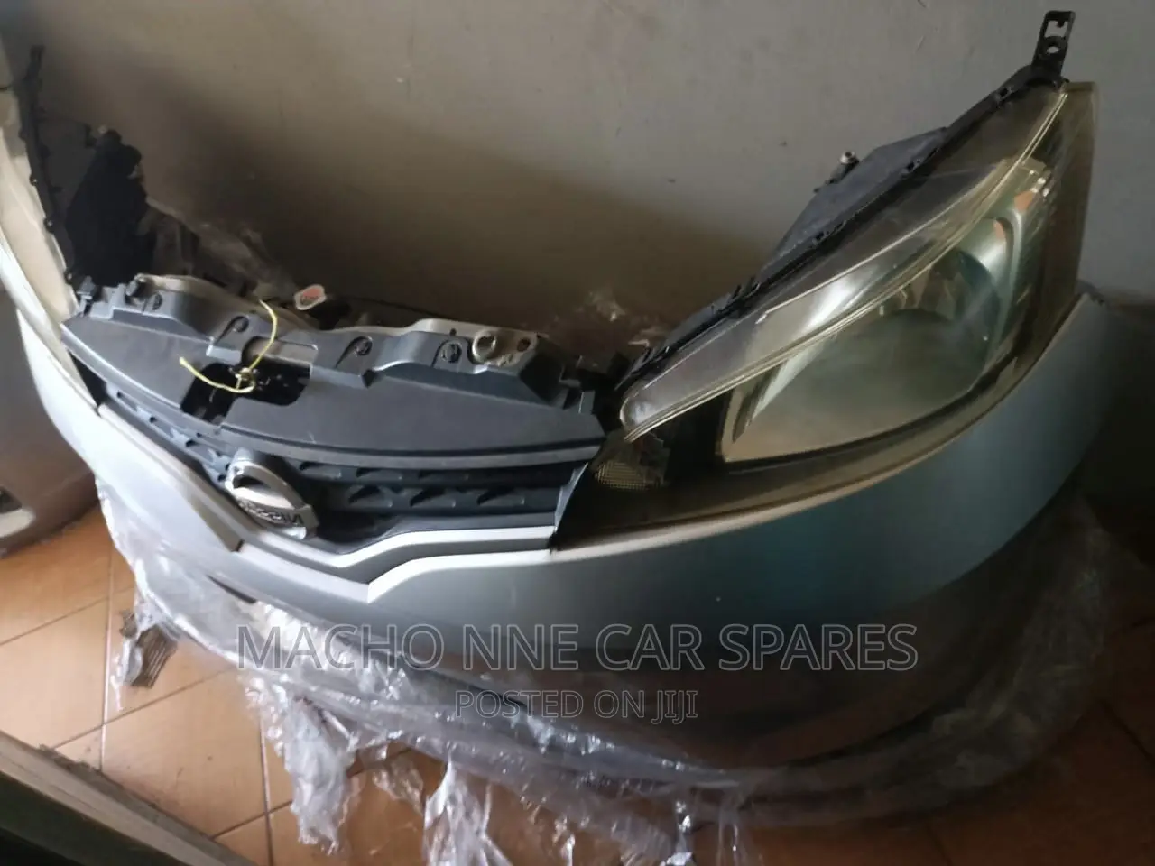 Nissan Nv200 Complete Nosecut