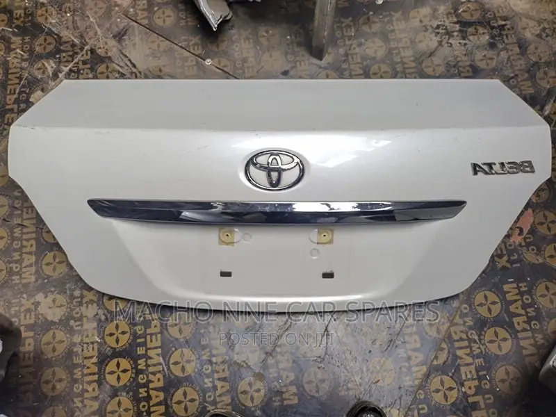 Toyota Belta 2010 Boot