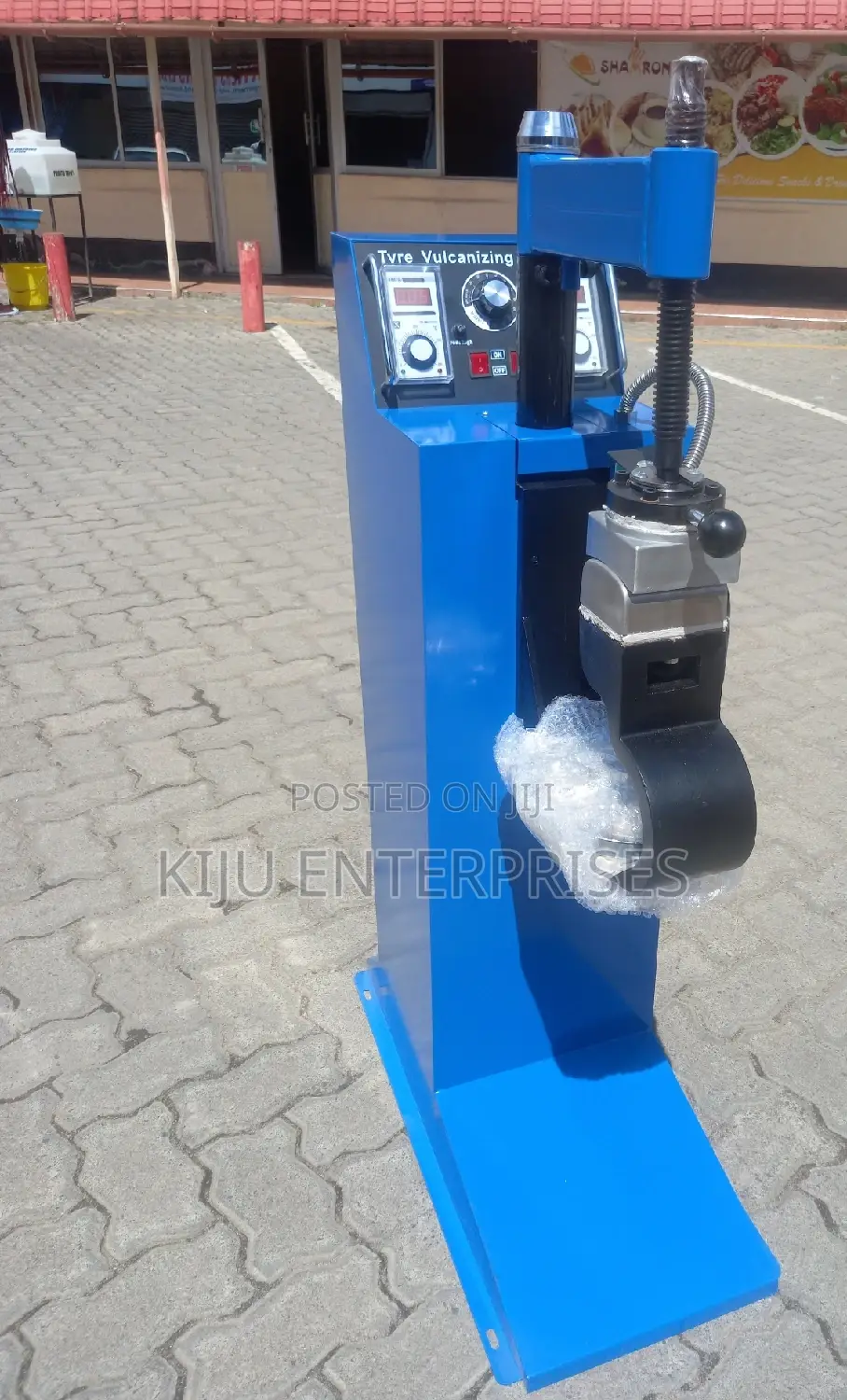 Tyre Vulcanizers Machine **
