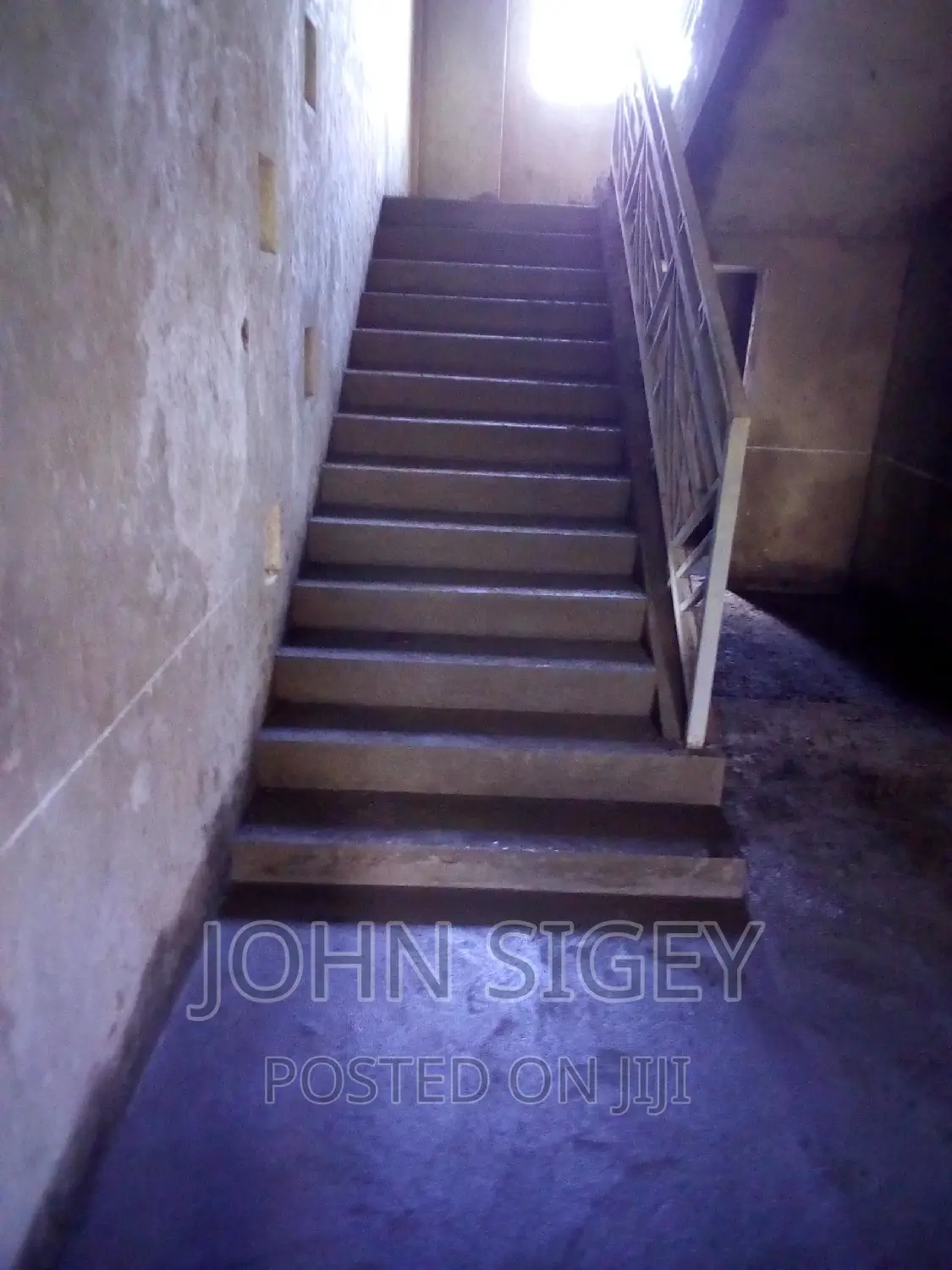 Excellent Plastering, Mouldings and Key Decorations