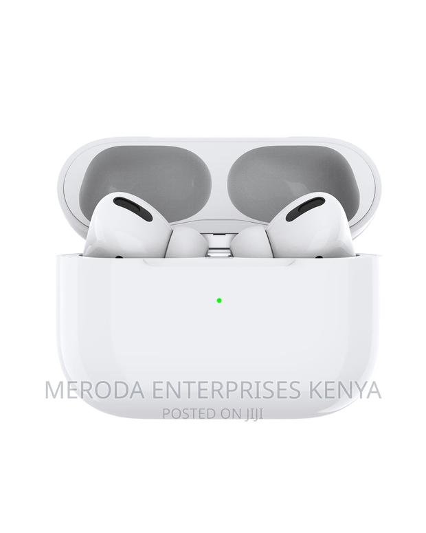 Pro 5 Wireless Earbuds - thumbnail 2