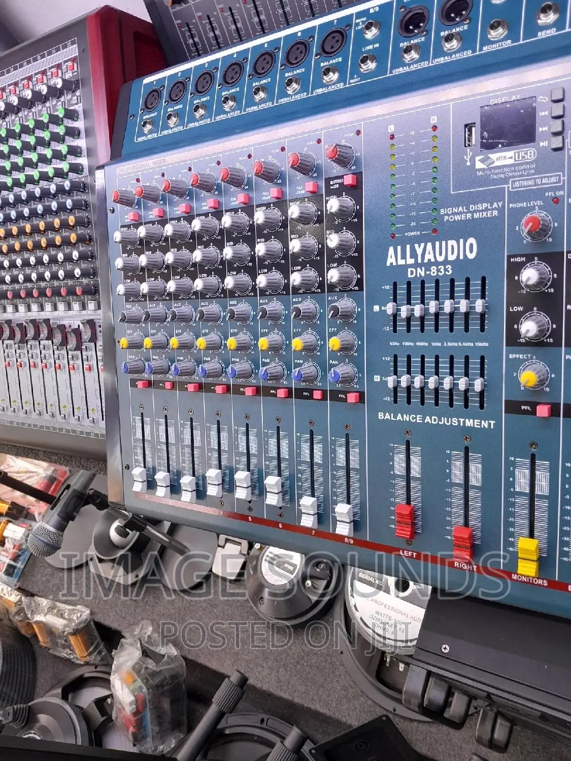 Powered Mixer 8channel Ally Audio DN833