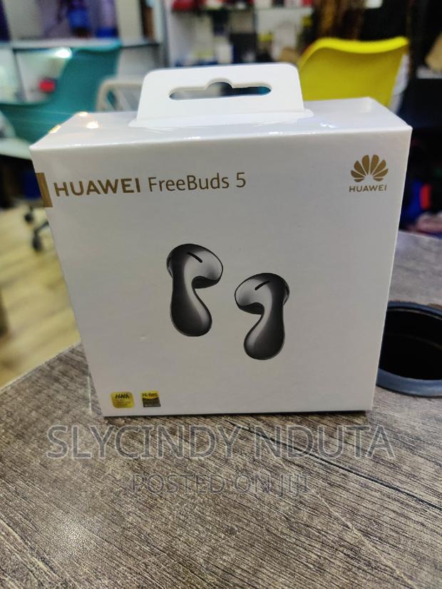 Huawei Freebuds 5 - main view