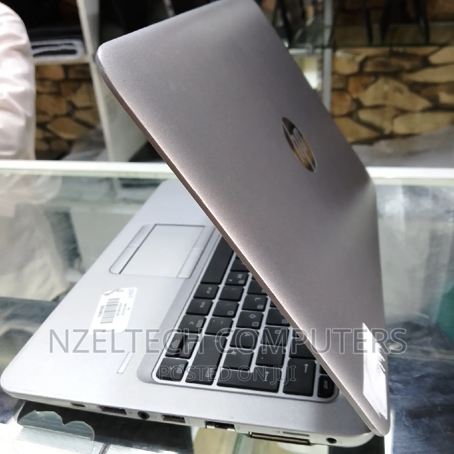 Laptop HP EliteBook 820 G3 8GB Intel Core I5 SSD 256GB