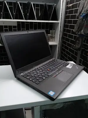 Laptop Lenovo ThinkPad X270 8GB Intel Core I5 SSD 256GB