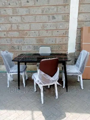 4 Seater Dining Set