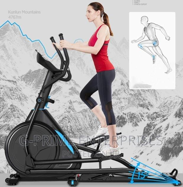 Elliptical Machine Cross Trainer - main view