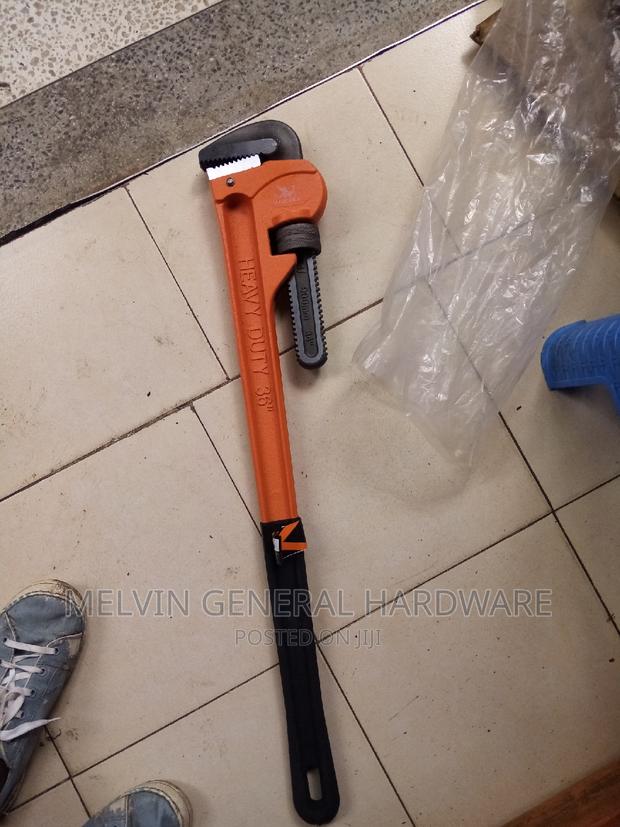 Pipe Wrench 36" - main view