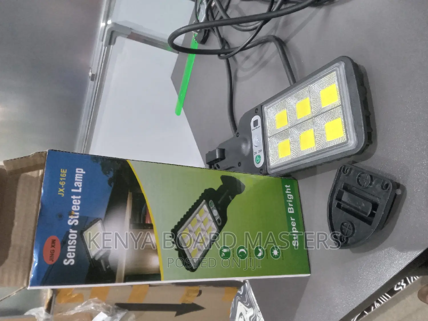 Sensor Street Lamp.