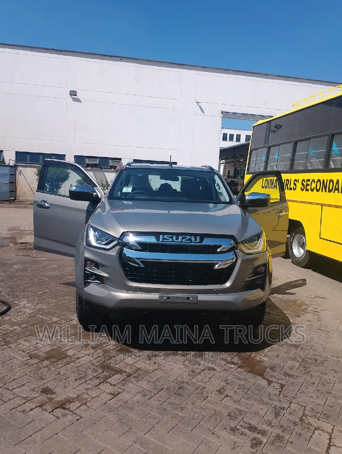 New Isuzu MU-X 2024 Gray