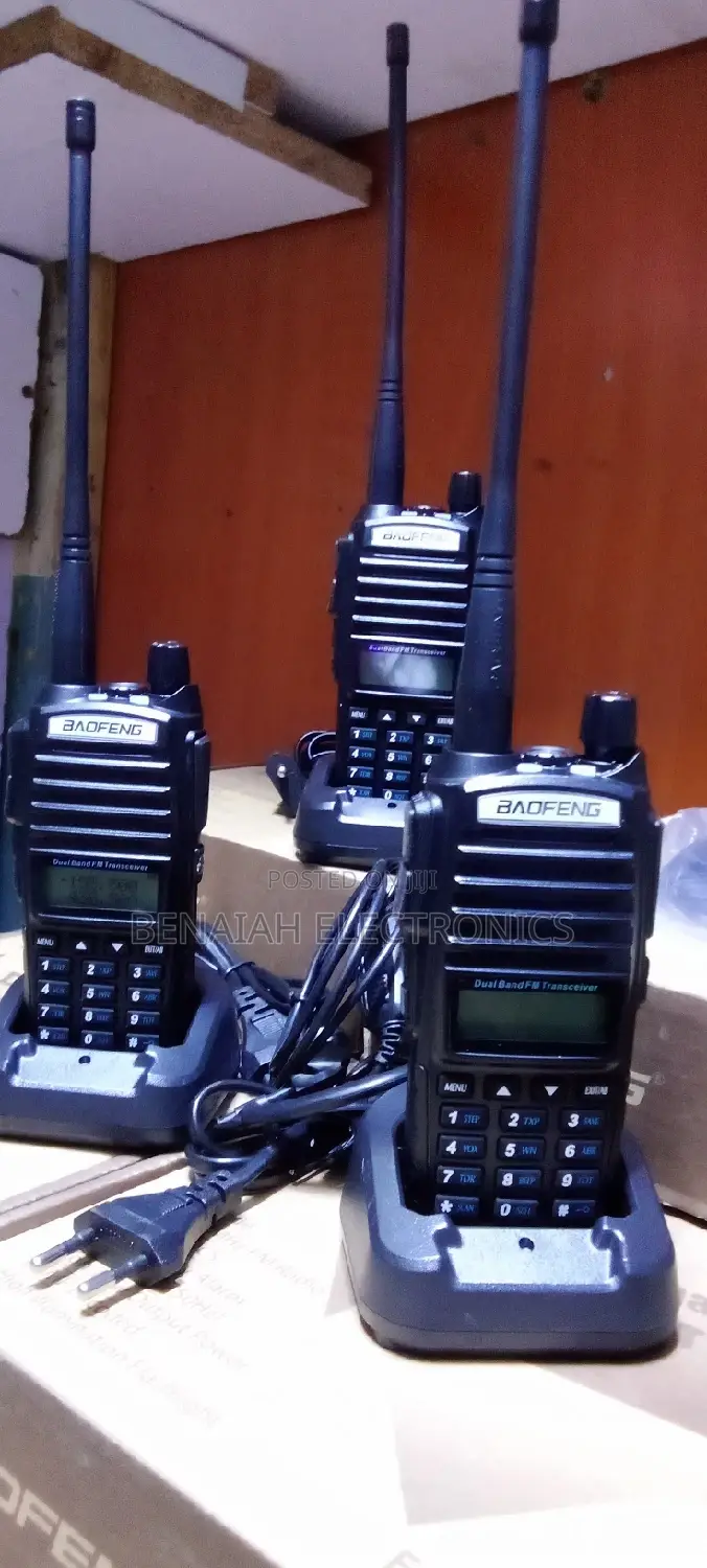 Uv 82 Walkie-Talkie Radio ^^`Long Standby Battery]]