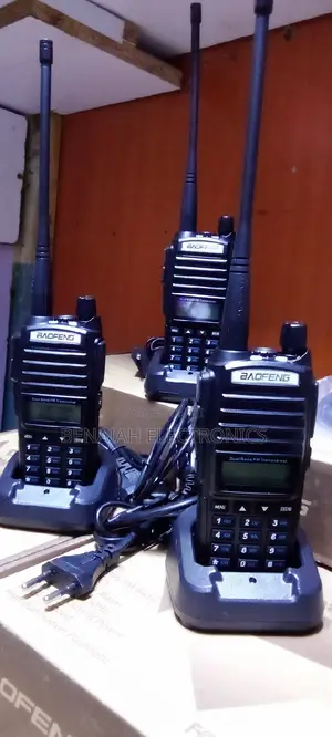 Uv 82 Walkie-Talkie Radio ^^`Long Standby Battery]]