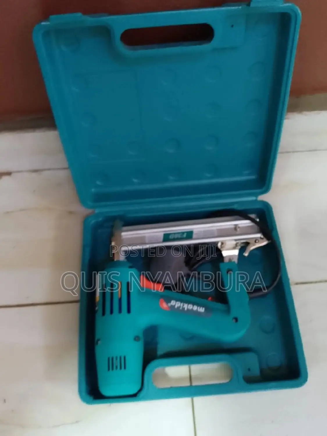 Nail Gun/Nailer Gun