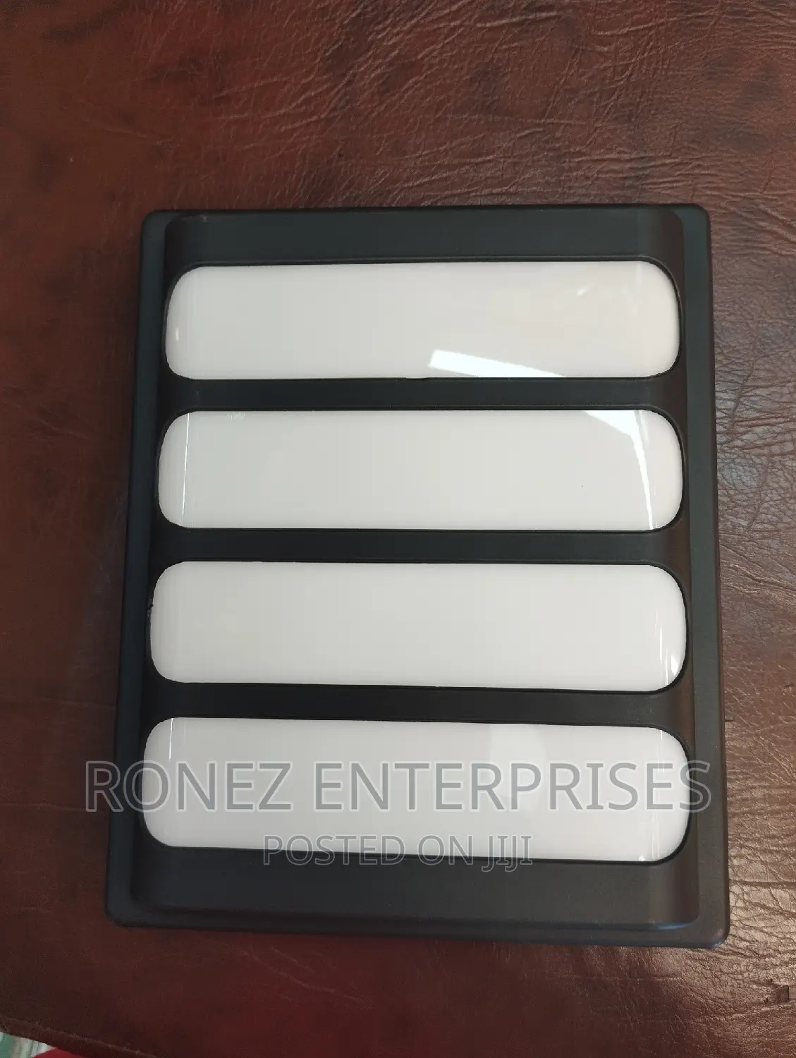 Led Bulkhead 24wlts