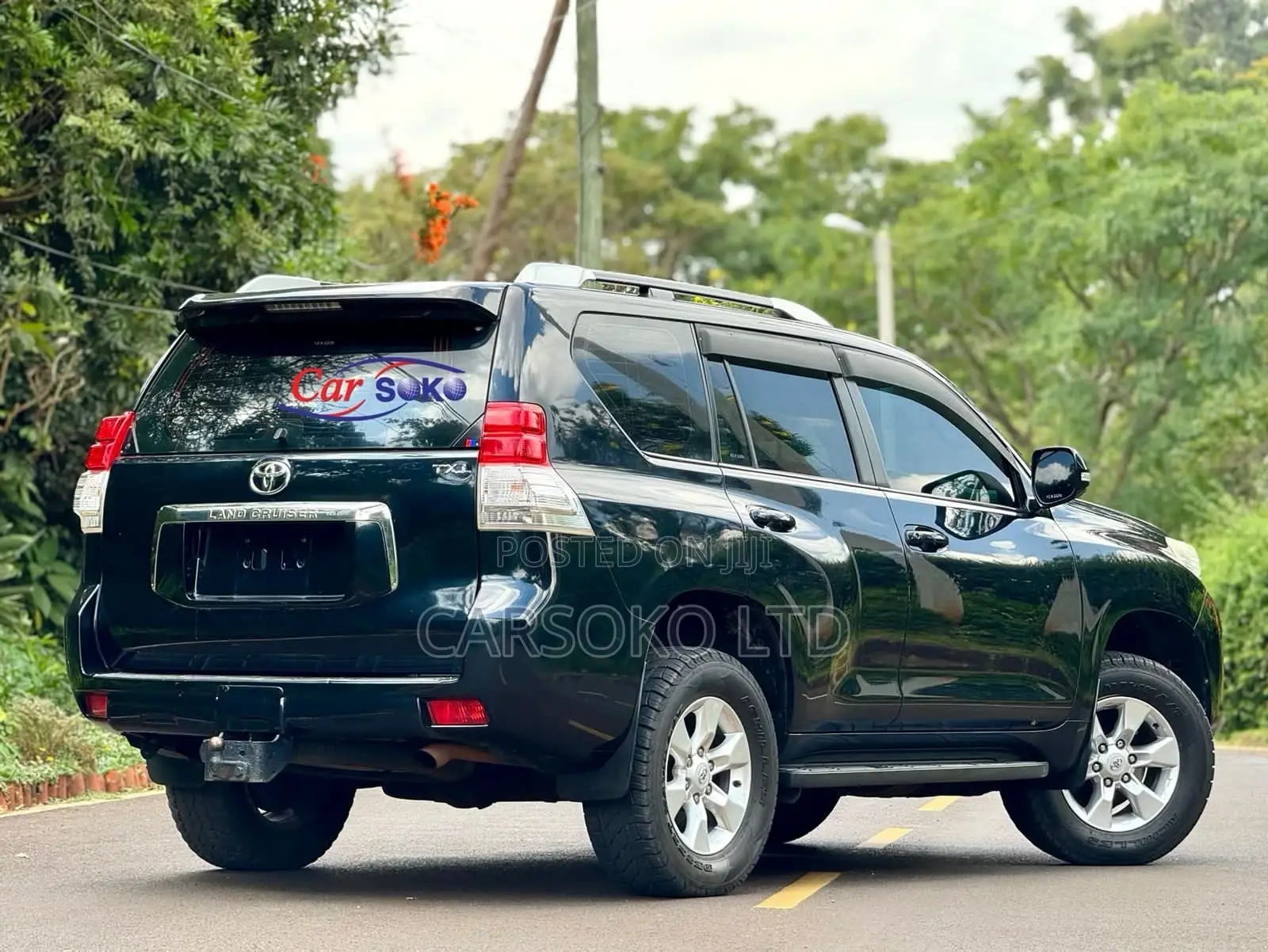 Toyota Land Cruiser Prado 2010 Black