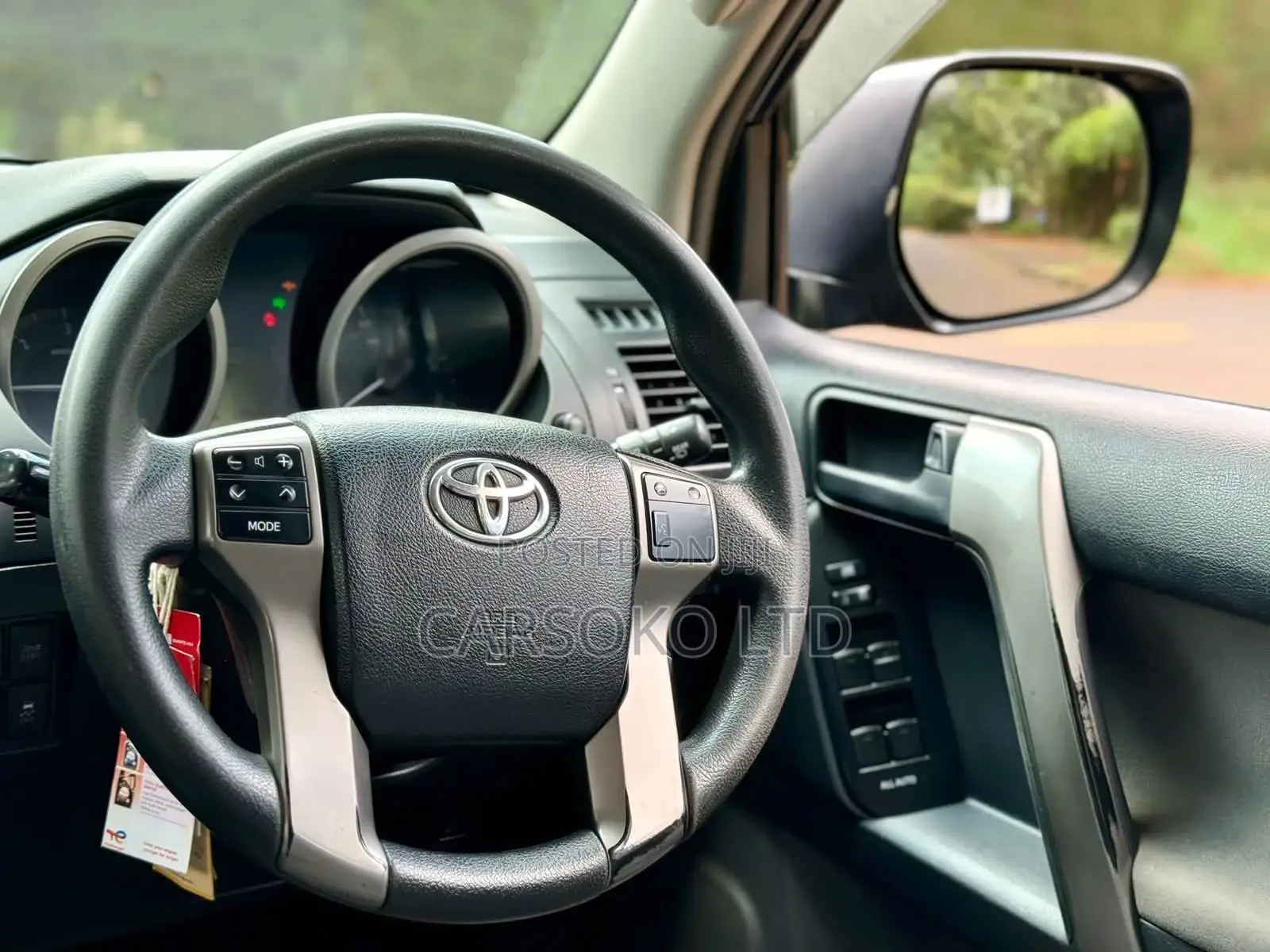 Toyota Land Cruiser Prado 2010 Black