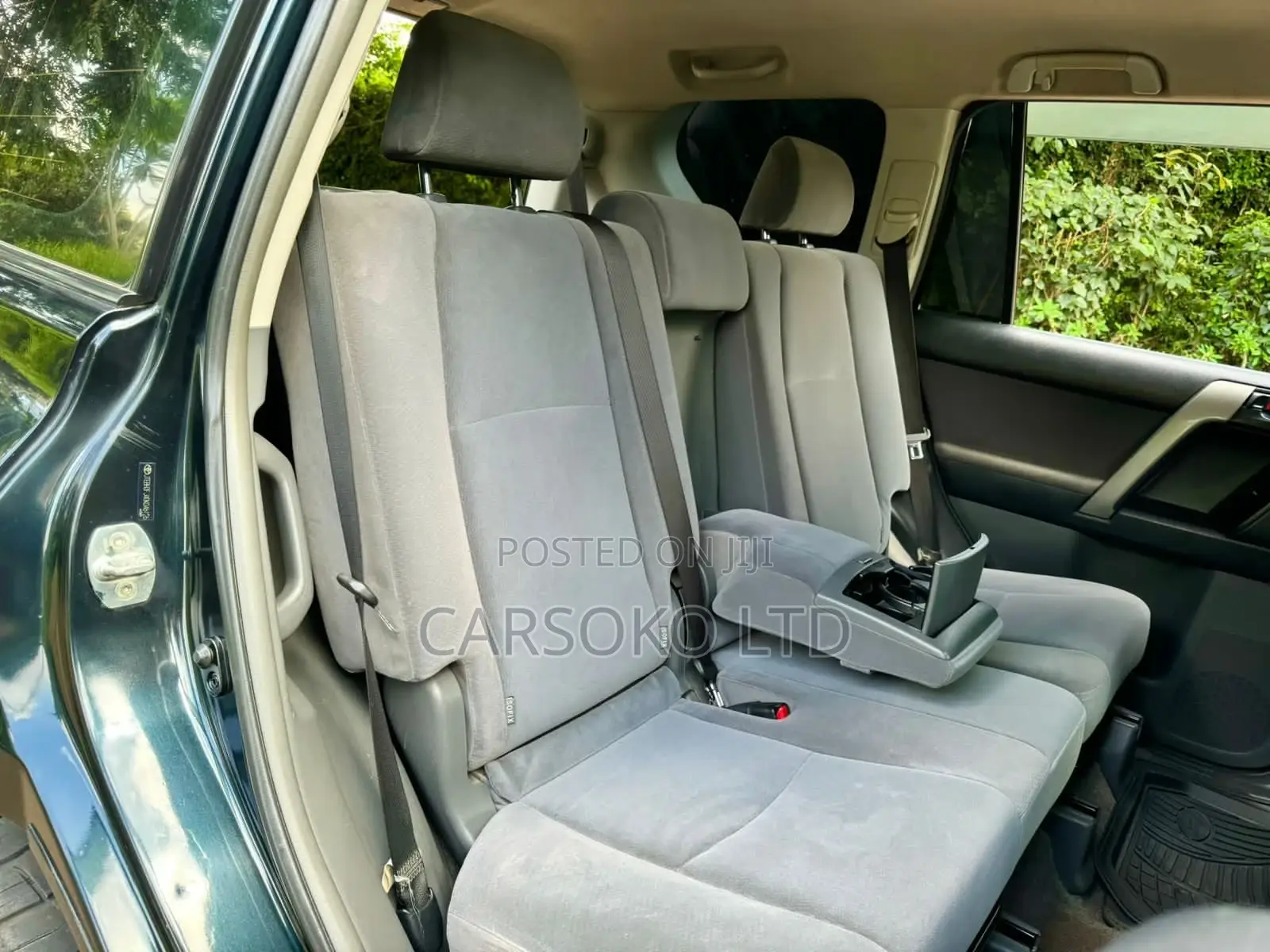 Toyota Land Cruiser Prado 2010 Black
