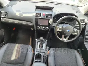 Subaru Forester 2.0XT Touring AWD 2016 Pearl