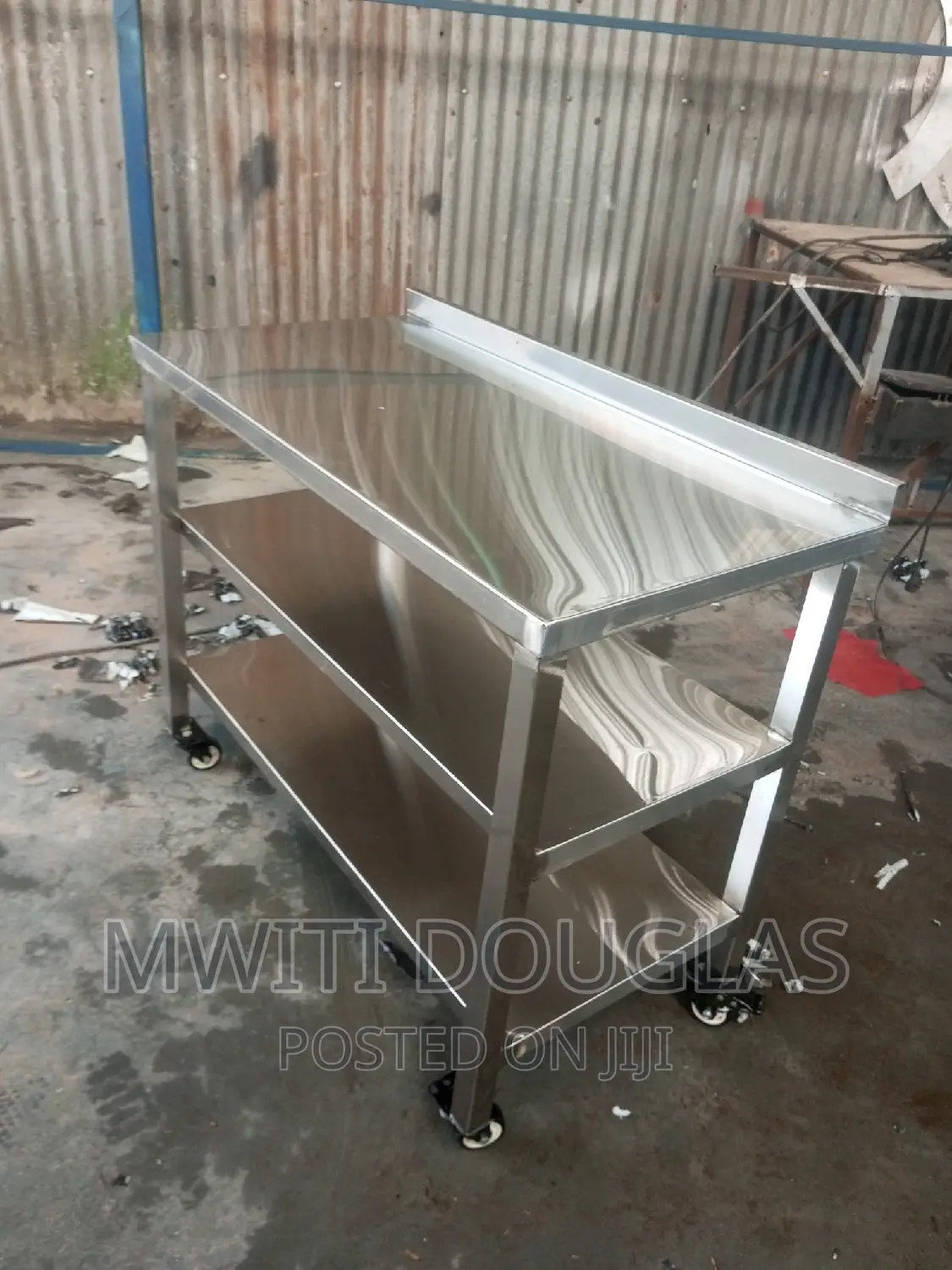 Shiny Stainless Steel Working Table Top