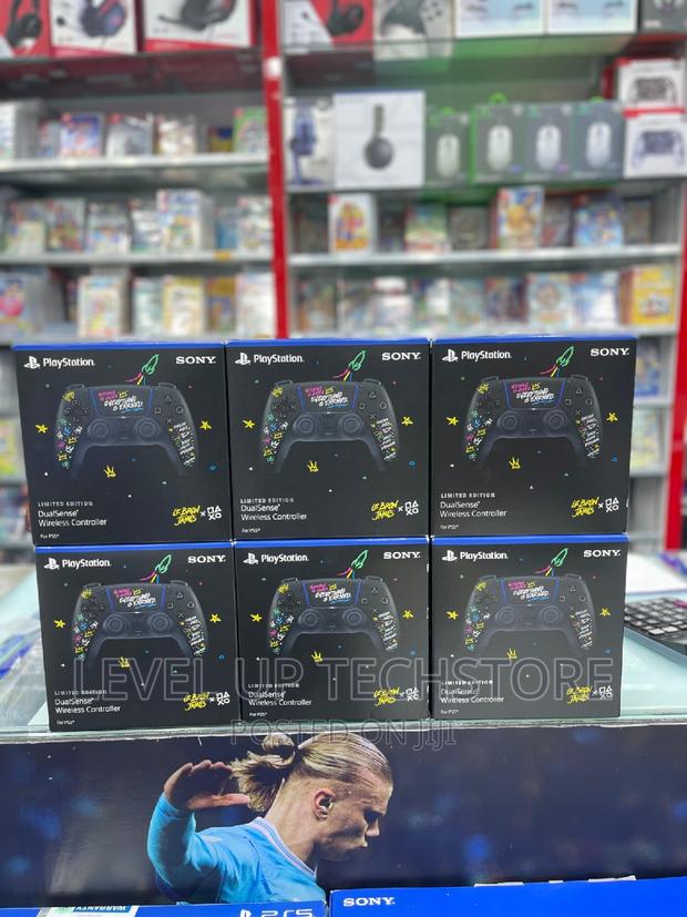 Sony PS5 Dualsense Controller Lebron James Limited Edition - main view