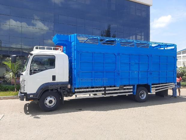 New Zero Mileage Isuzu 2024 - thumbnail 2