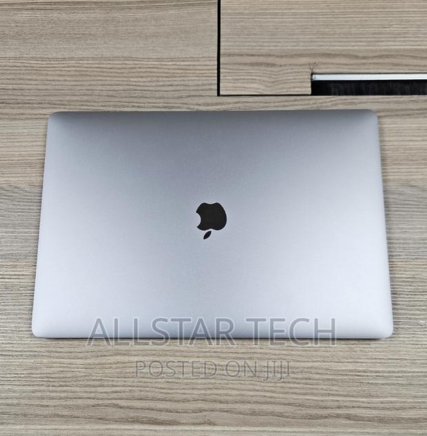 Laptop Apple MacBook 2019 16GB Intel Core I7 SSD 512GB - thumbnail 2