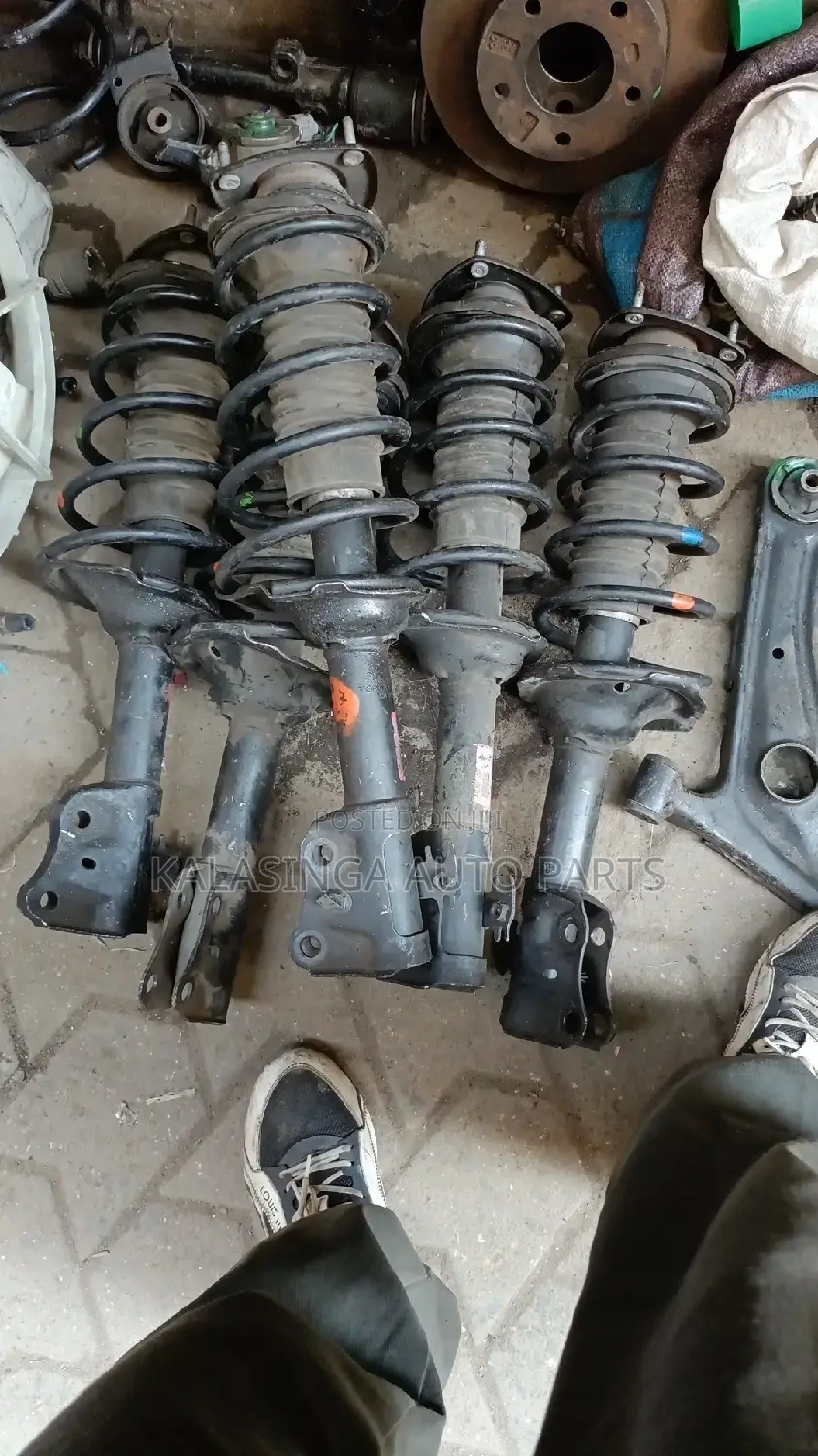 Shocks Sienta With Heavy Duty Springs