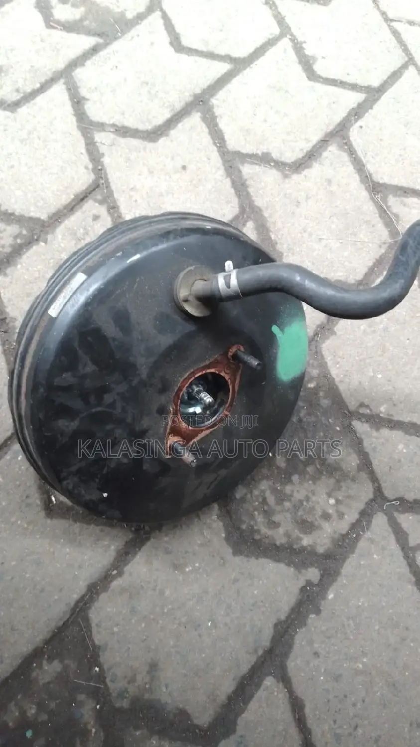 Brake Booster Corolla Complete and Half