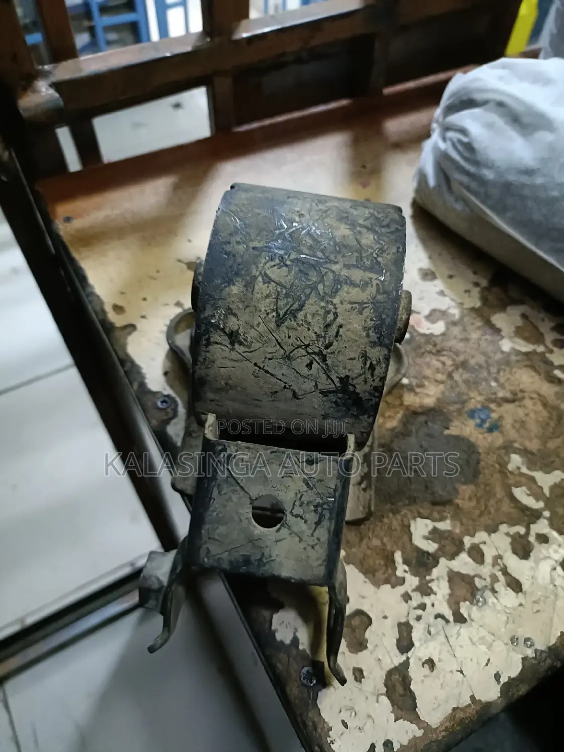 Engine Mounting Nissan X-Trail