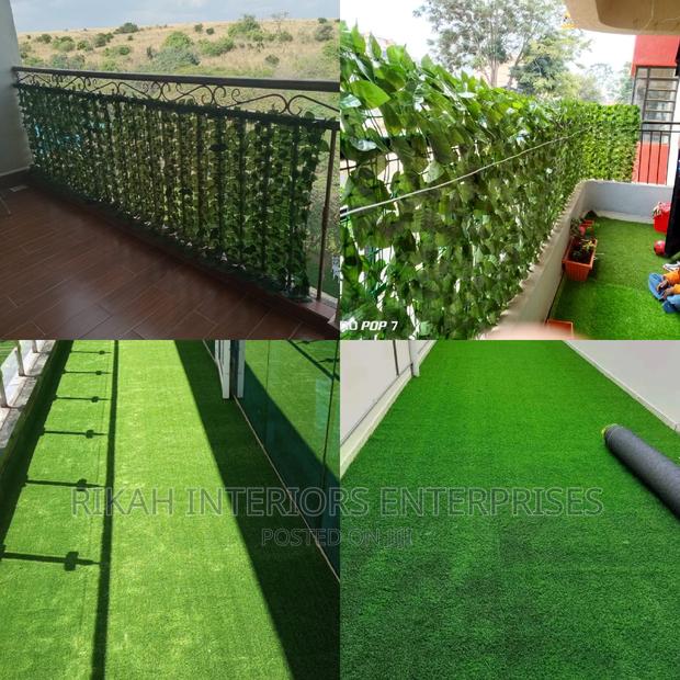 Privacy Fence Balcony Fence Artificial Grass Carpets - main view