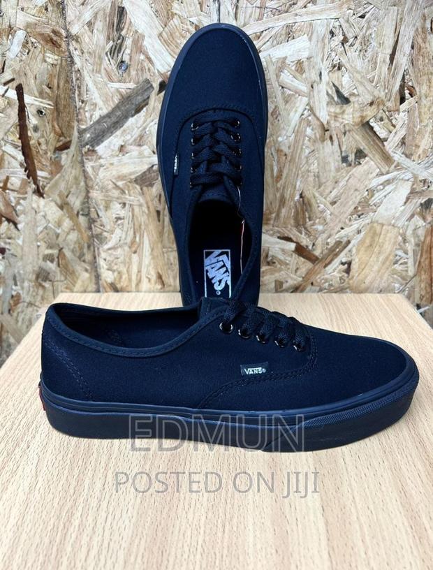 Skater Vans on Offer - main view