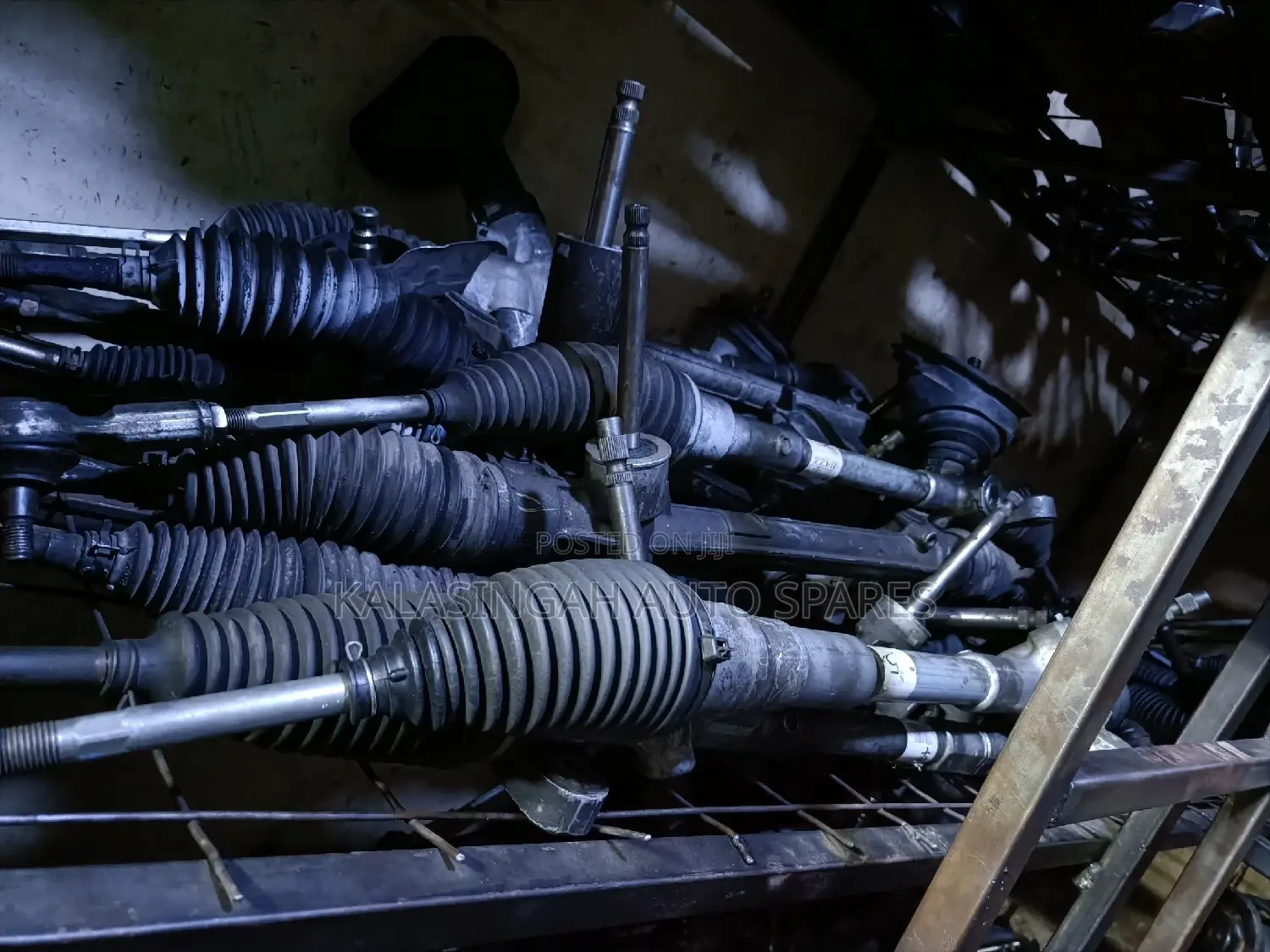 Steering Rack Mira