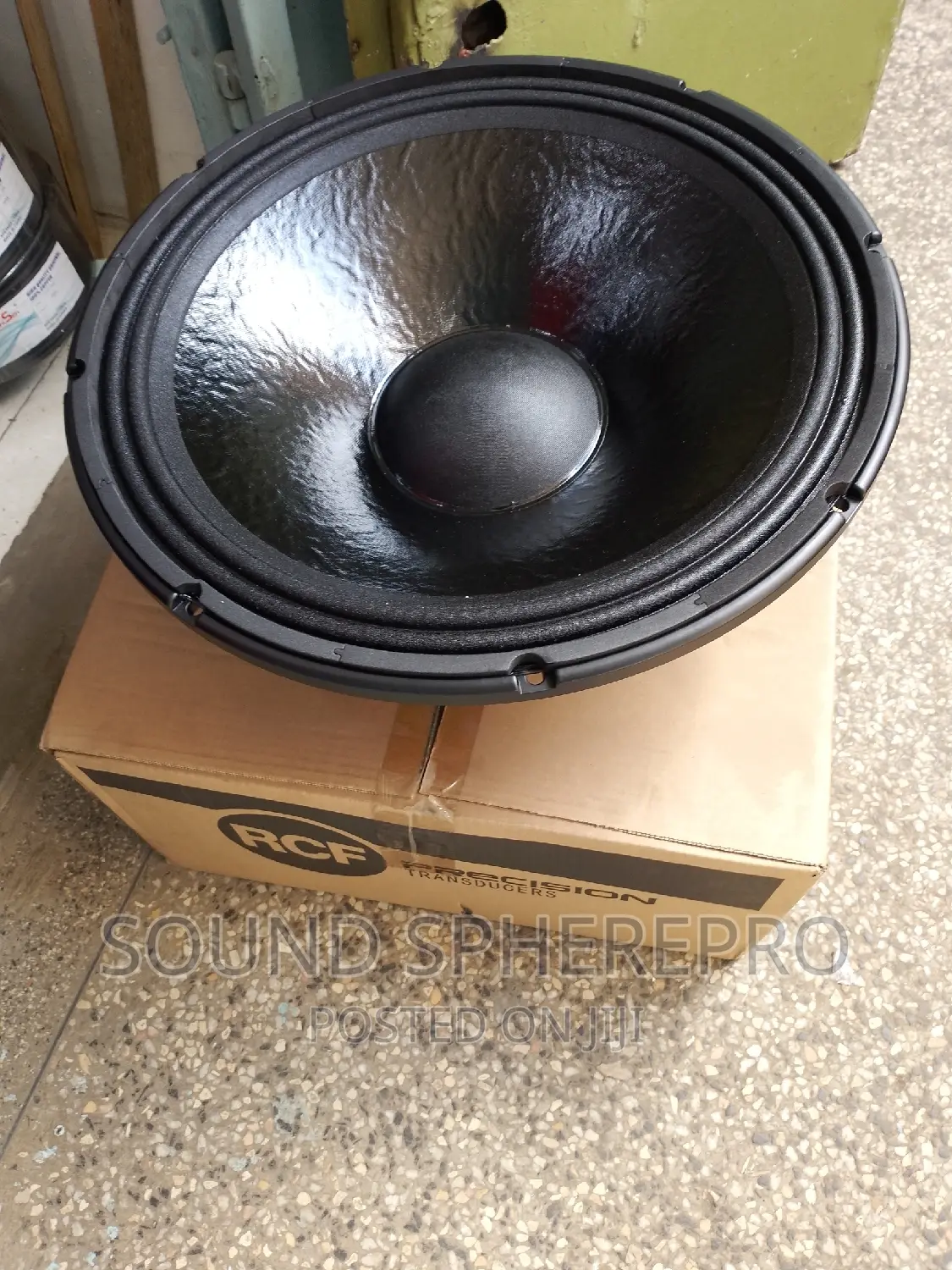 RCF LF18X401 Flat Base 18inch Bass Speaker