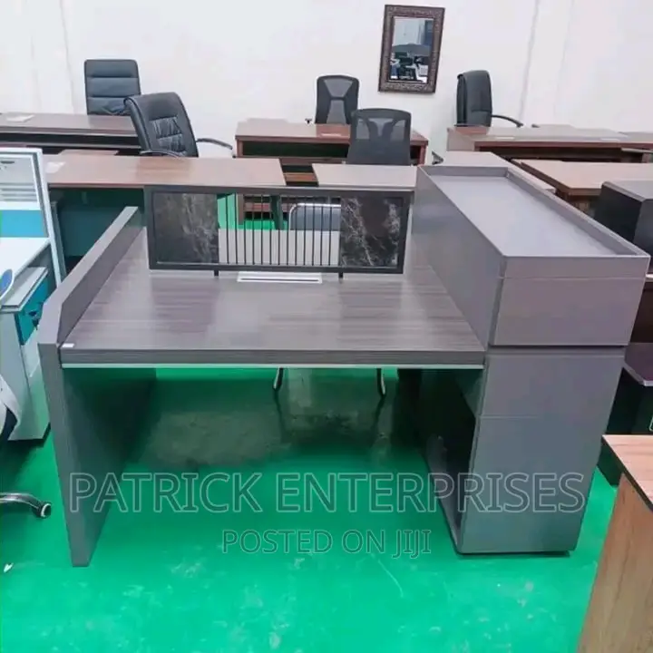 Executive Imported Morden 2 Way Workstation