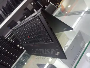 Laptop Lenovo ThinkPad Yoga 370 8GB Intel Core I5 SSD 256GB