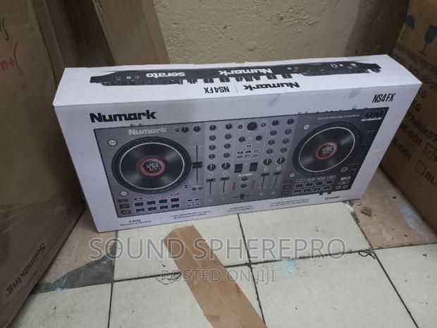 Numark NS4FX 4 Deck DJ Controller - main view
