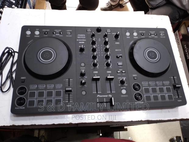 Dj FLX 4 Pioneer Controller - main view