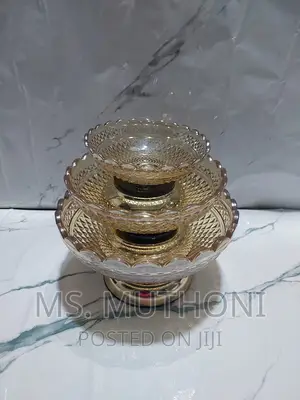 Very High Quality 3 ARM Elegant Display Serving Bowls