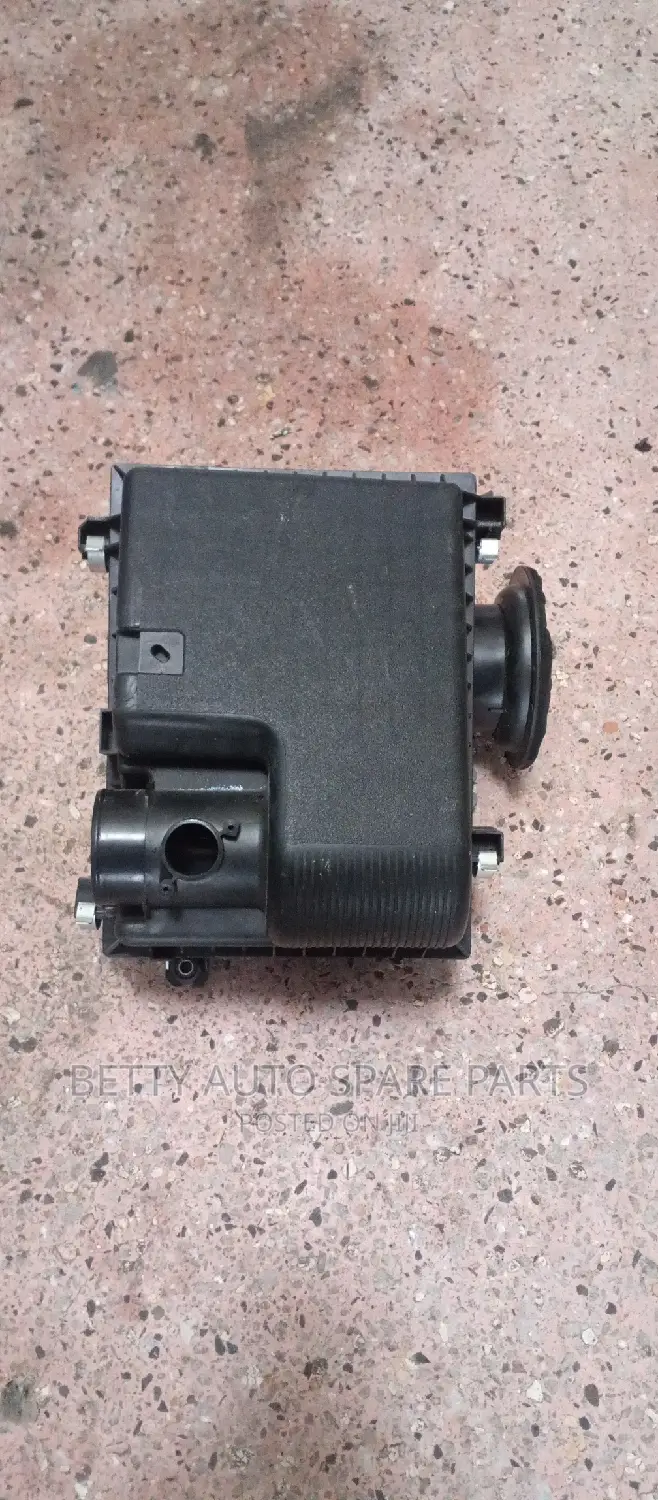 Toyota Vigo 4 Wd Air Cleaner