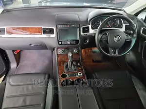 Volkswagen Touareg TDI Executive AWD 4MOTION 2016 Black