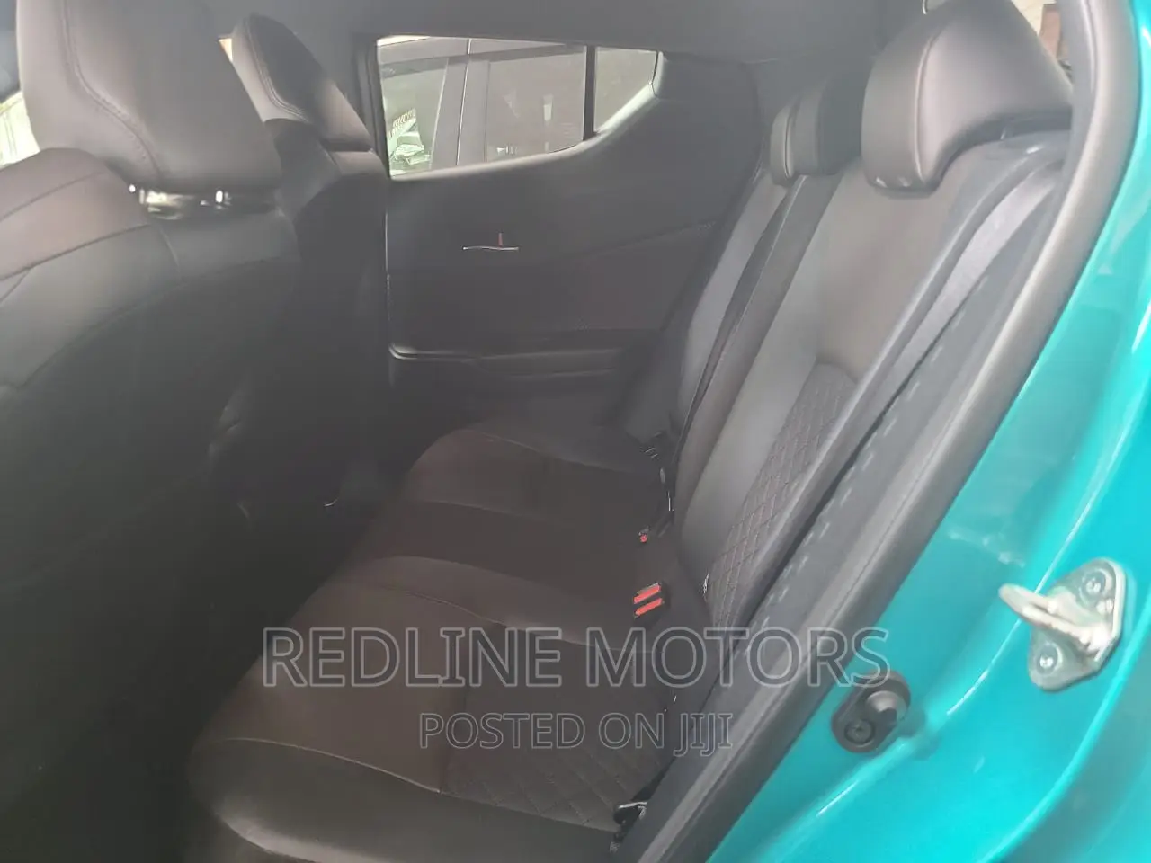 Toyota C-HR 2017 Blue