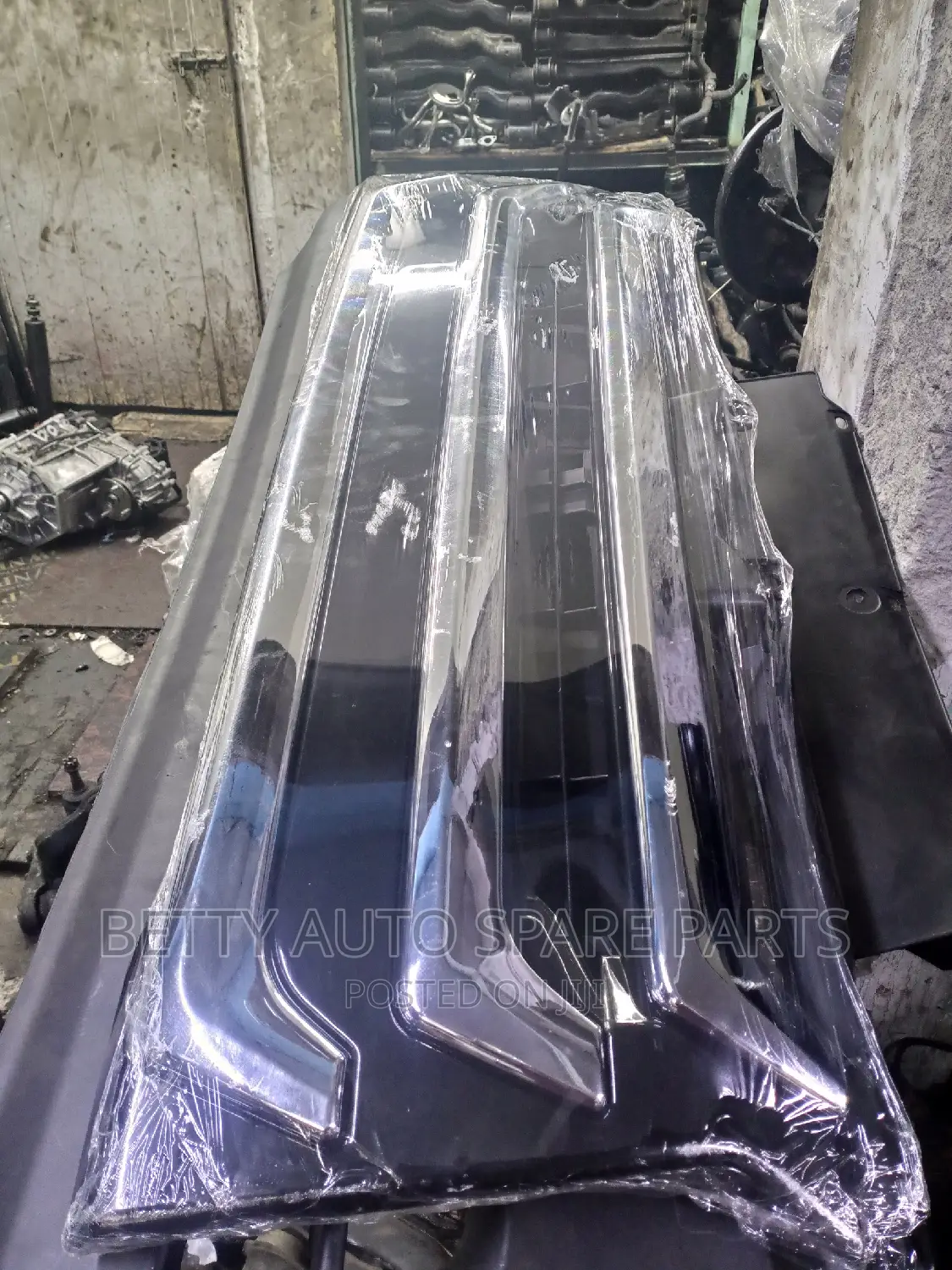Toyota Hiace Grill 7 L