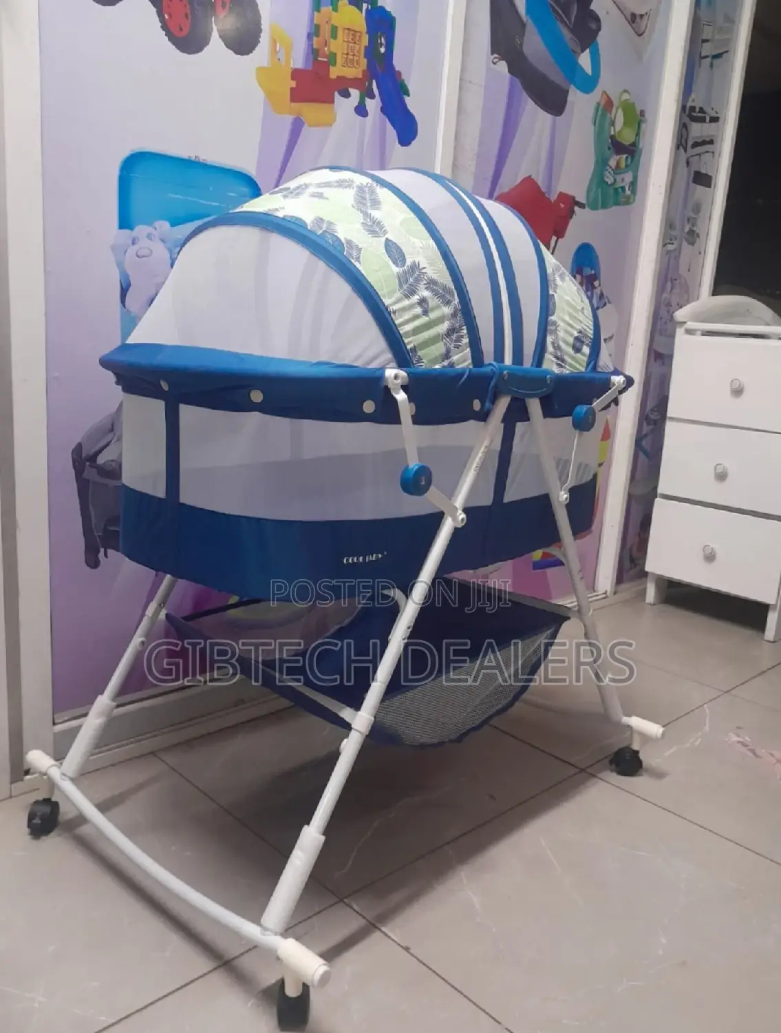 Baby Rocking Bassinet With Wheels