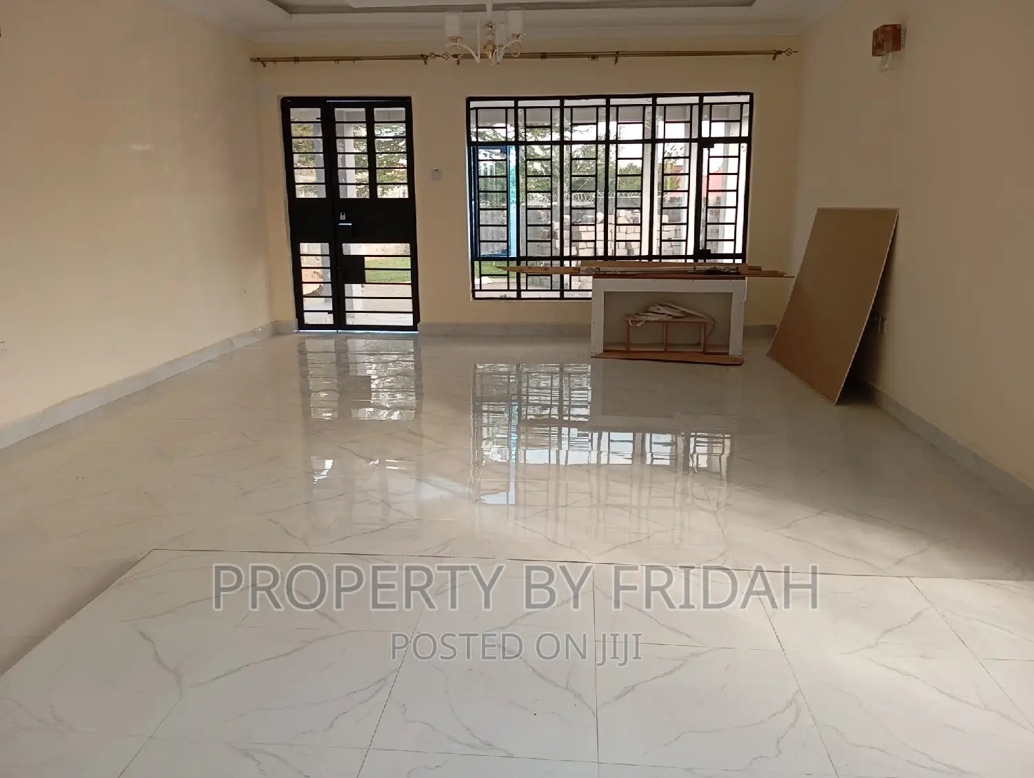 4bdrm Bungalow in Kitengela for sale